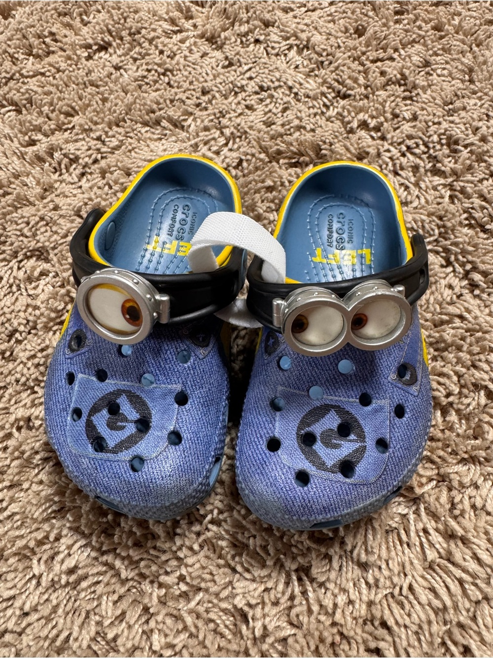 CROCS Kids Minion-Themed Blue Slip-On Clogs with Goggles